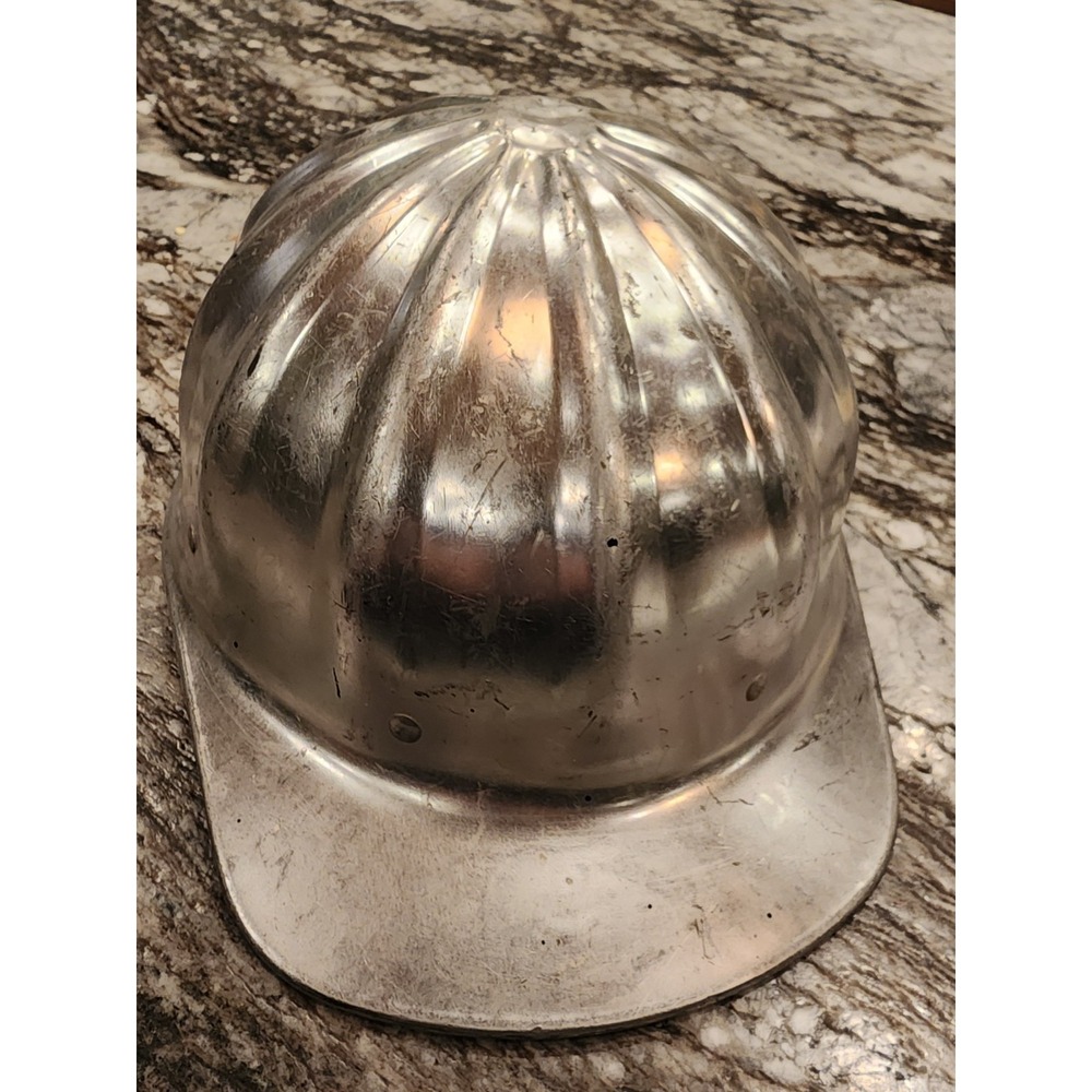 Vintage Superlite Aluminum Fibre-Metal Hard‎ Hat Helmet with Liner 8 Rivet - USA